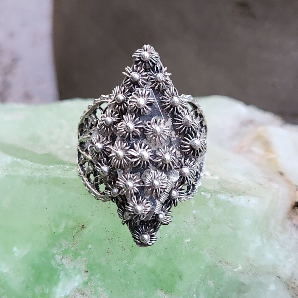 Vintage Etruscan Poison Ring filigree sz 8 800 Silver Gothic whimsigoth Fairy - Picture 2 of 12